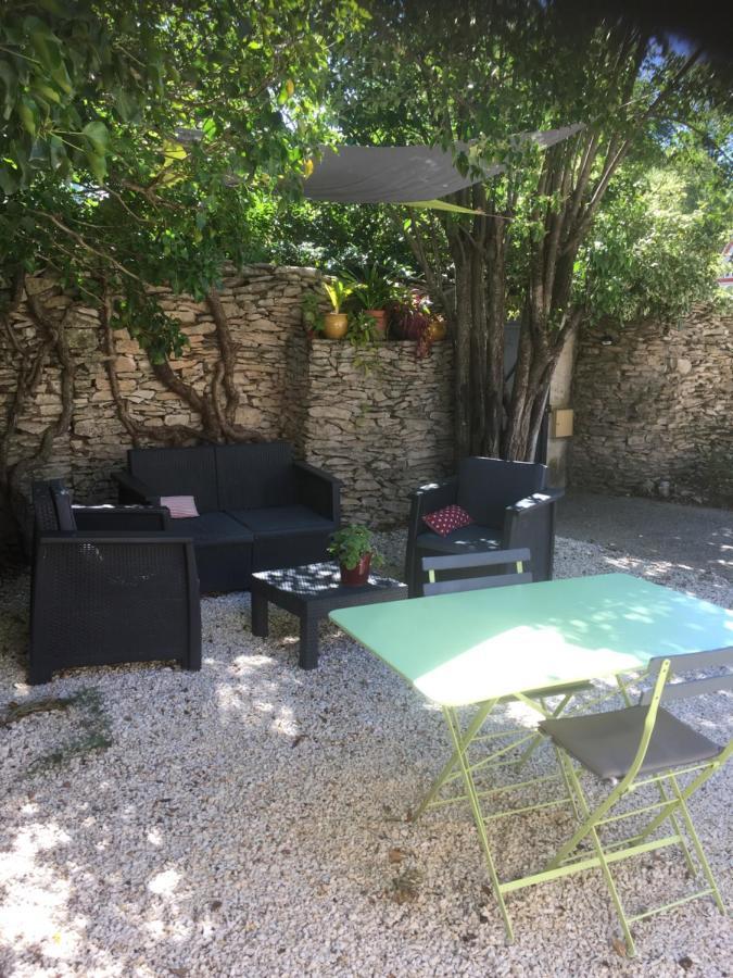 Chambres D'Hotes Lovely Planette Nîmes Exteriér fotografie